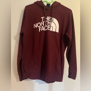 Women’s size M North Face hoodie maroon